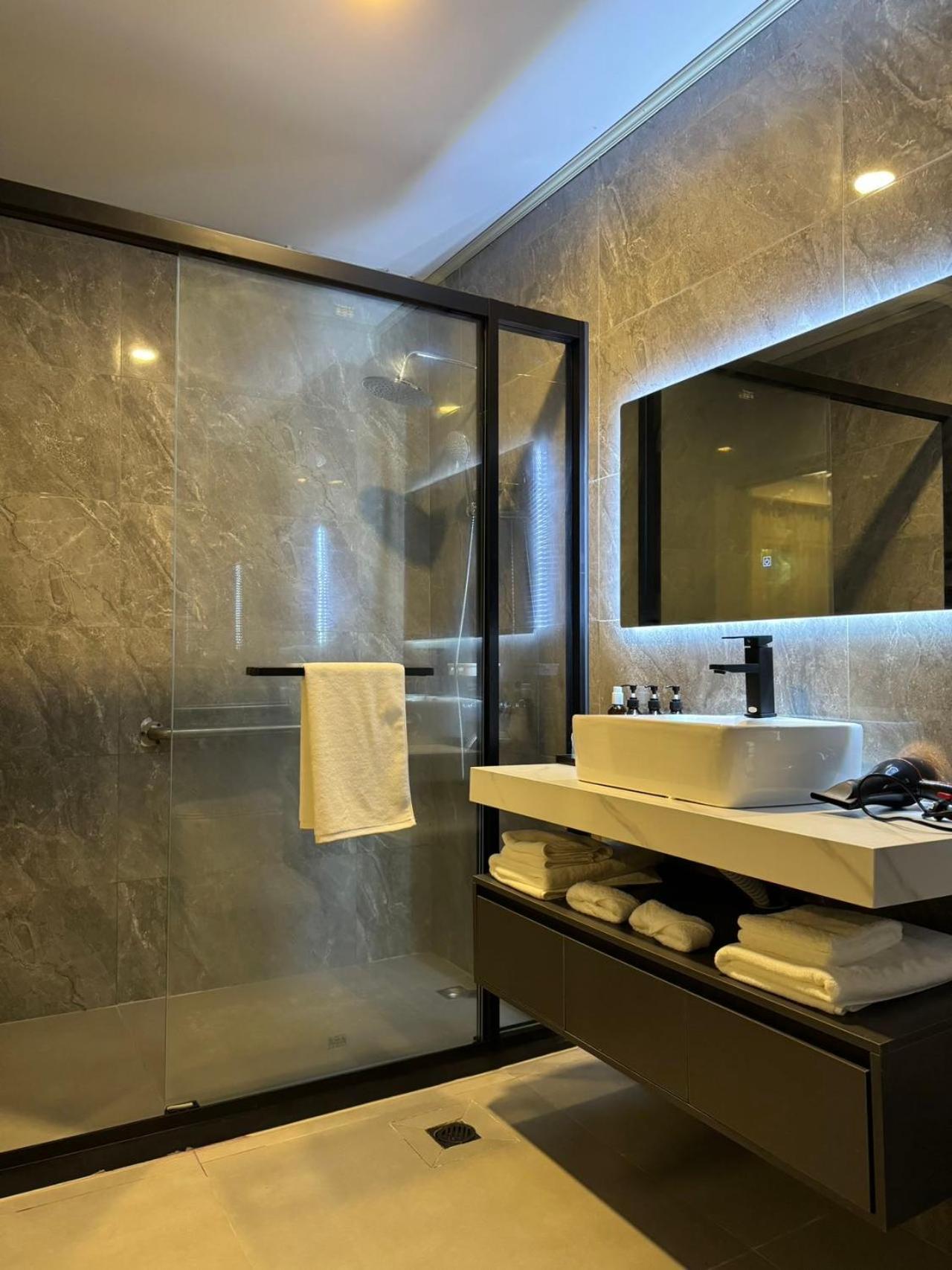 Water Bay Hotel Saipan Garapan Dış mekan fotoğraf